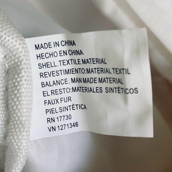 TARGET Girl's Faux Fur Unicorn Mini Backpack - Picture 12 of 12